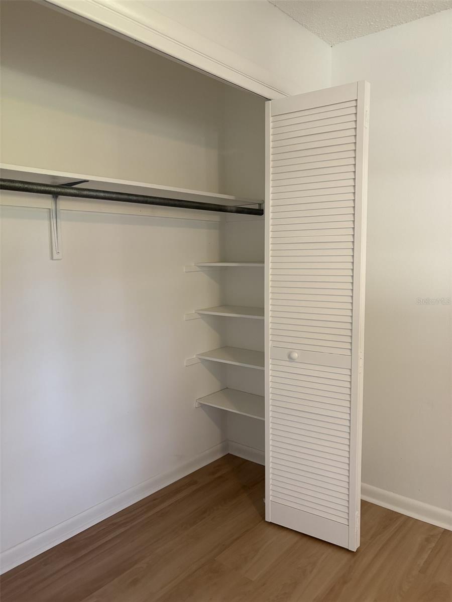 HI-LAND COURT - Residential