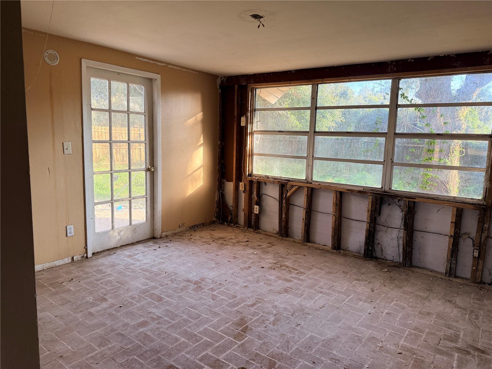 EVERINA HOMES 2ND ADD - Residential