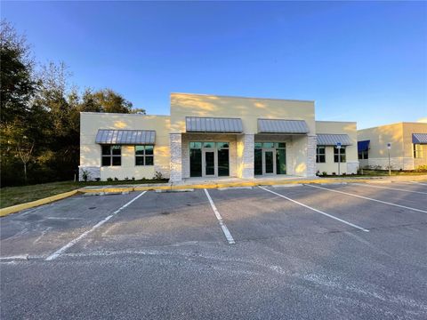 Photo of 871 Highway 466, Lady Lake, FL 32159 (MLS # G5092853)