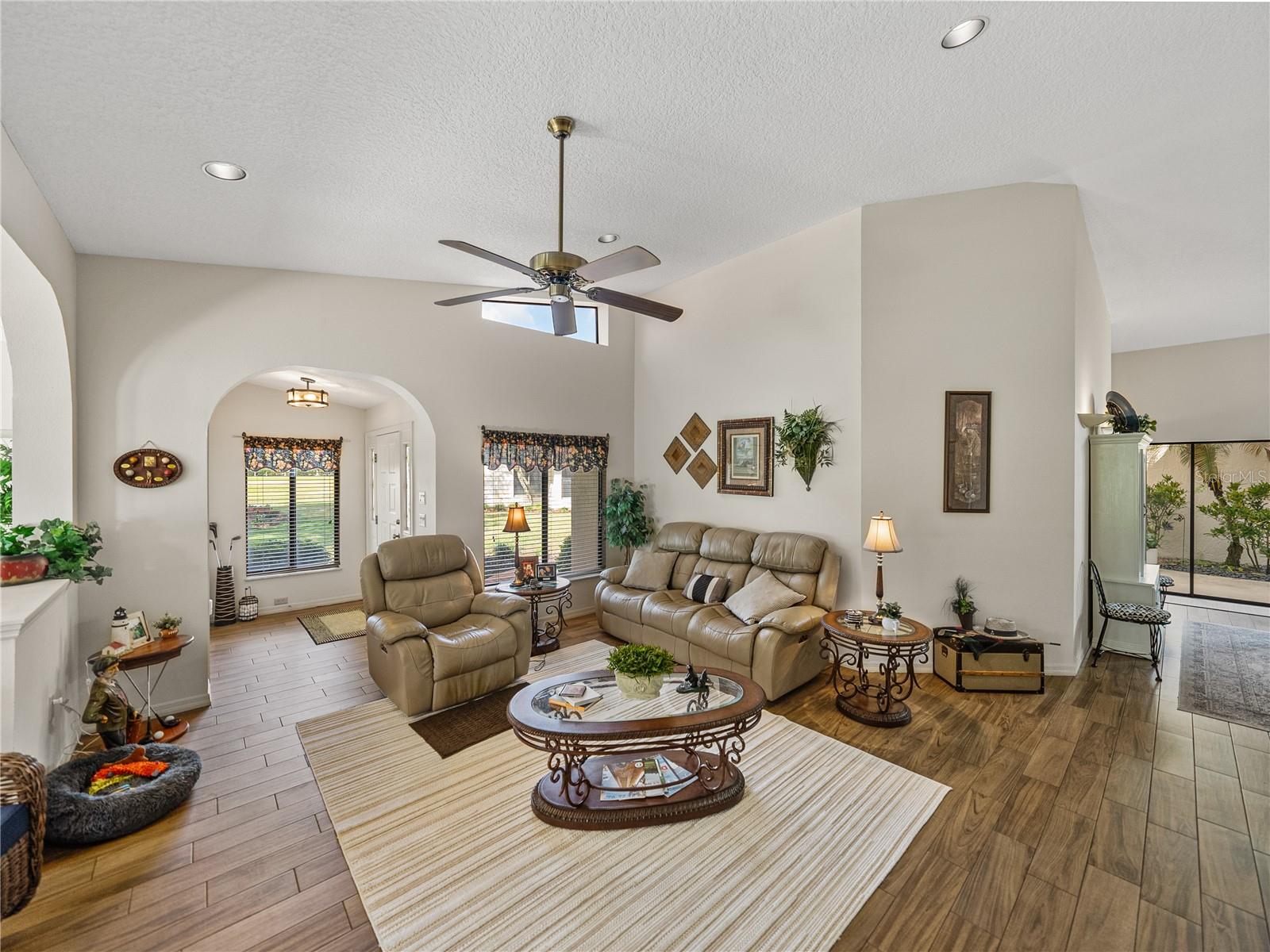 2680 CLUBHOUSE DRIVE