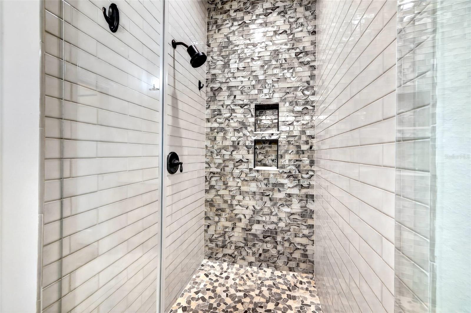 GRAYMONT LAND CO'S RESUBDIVISION - Residential