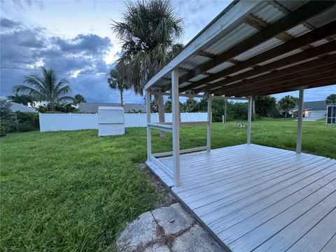 A home in PORT CHARLOTTE