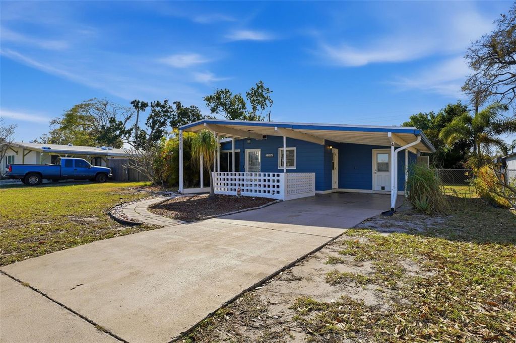 Photo of 1904 31st Street W, Bradenton, FL 34205 (MLS # A4683369)