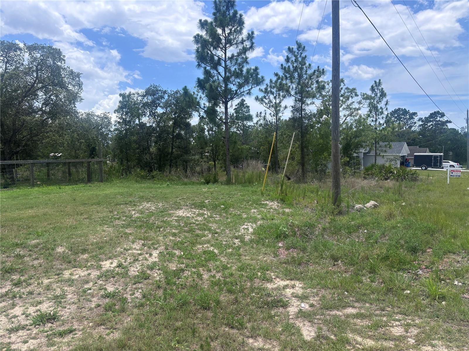 Affordable residential lot! High and dry Lot Size:Lot Size: 0.46 acres / 20,000 paved road, electricity nearby. Build your dream home today or invest in your future! Conveniently located in Weeki Wachee, Florida Spring. Easy access to shopping, schools, and parks. The buyers are responsible for doing their own due diligent for utilities and impact fees and to obtain land survey at their expense to verify any boundaries and setbacks