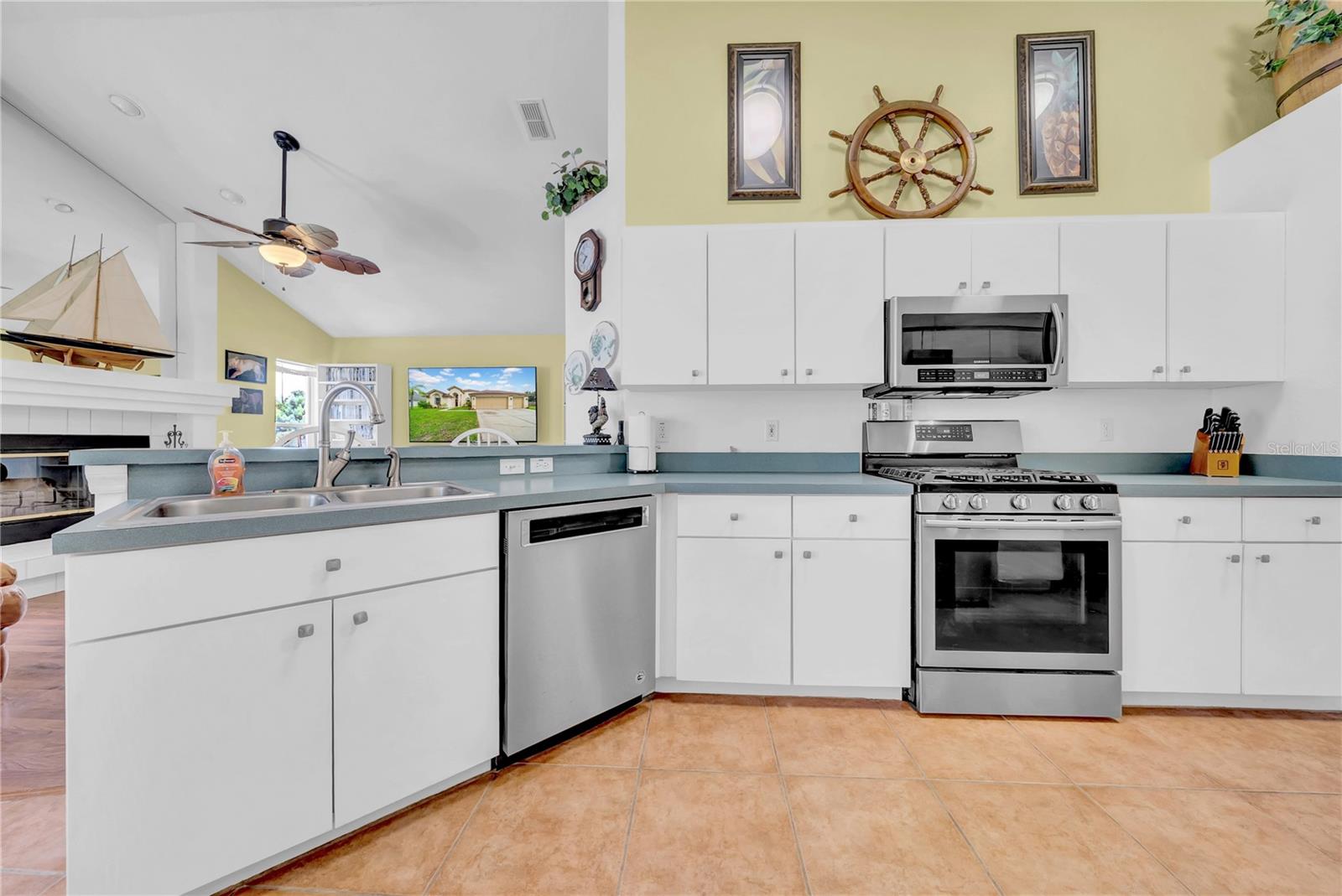 PROVIDENCE LAKES PRCL N PHAS - Residential