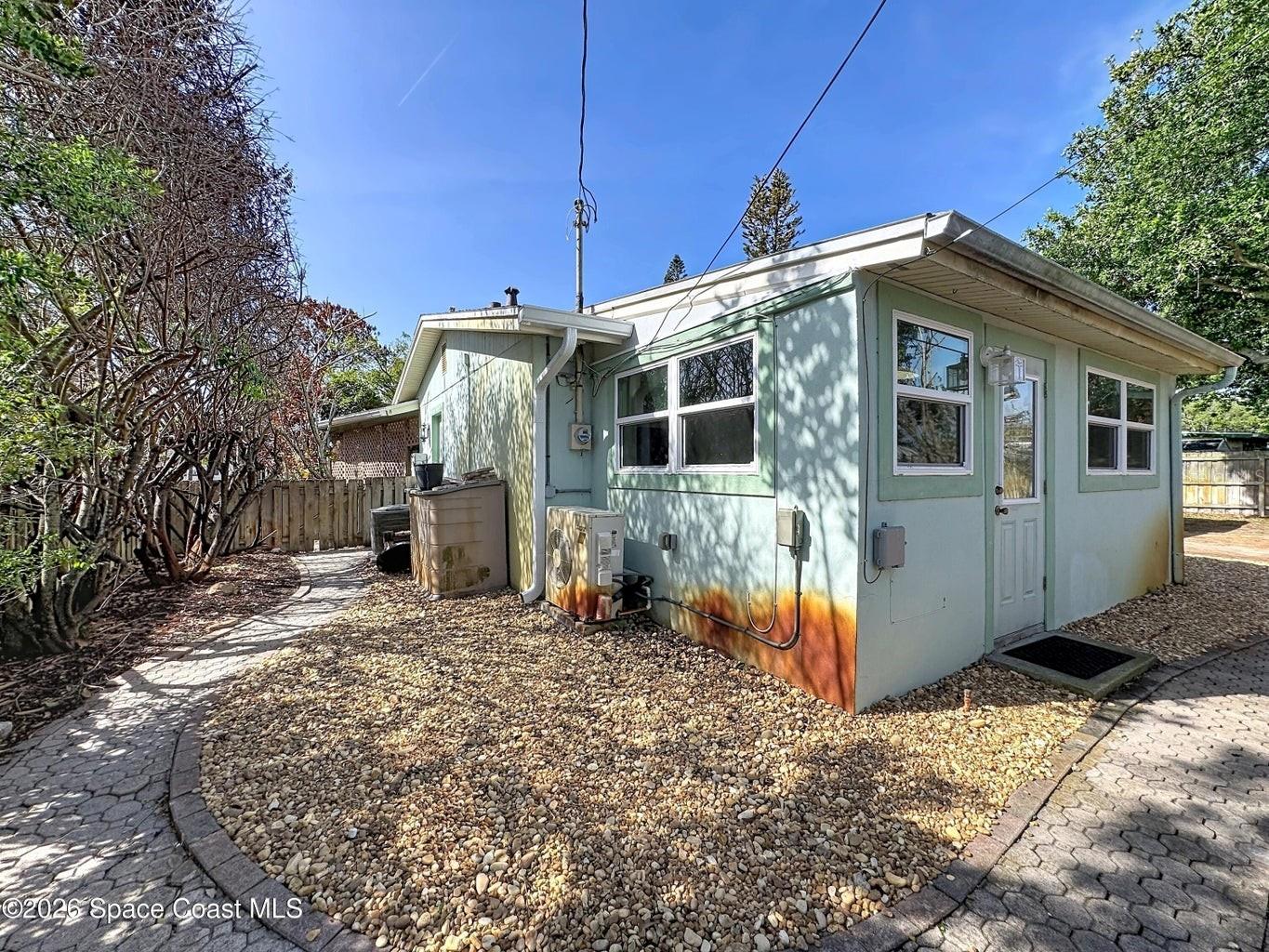 CARIBBEAN ISLES UNIT 01 - Residential