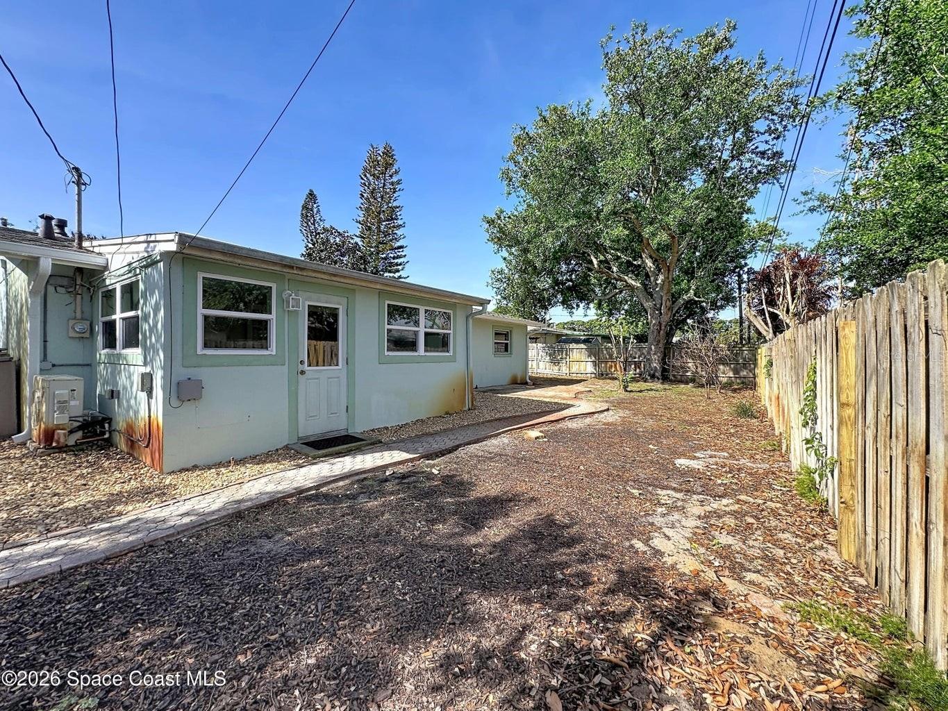 CARIBBEAN ISLES UNIT 01 - Residential