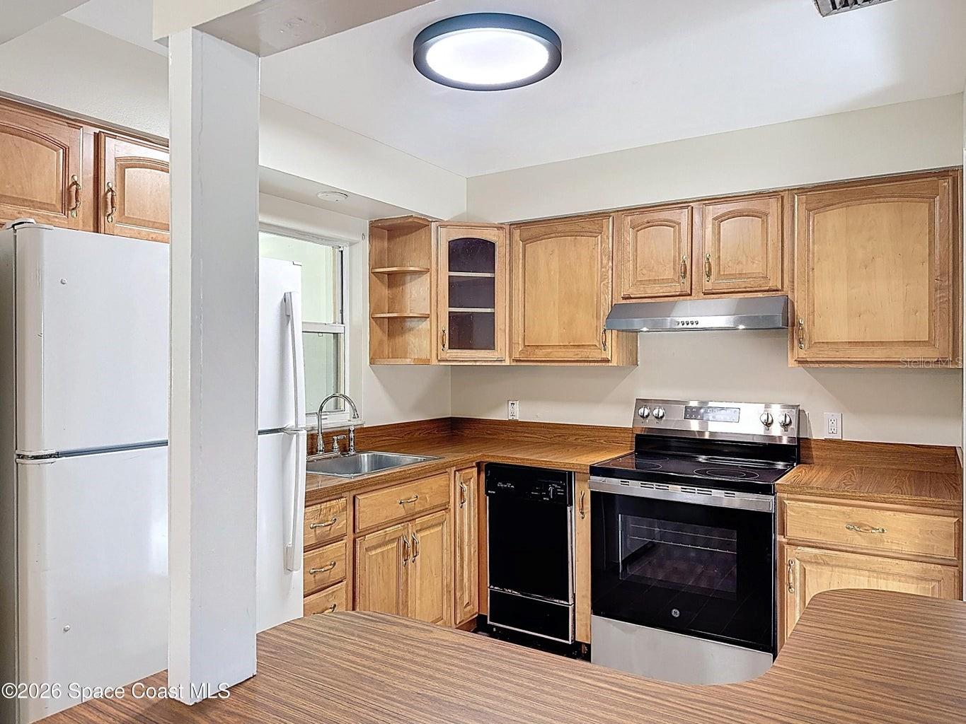 CARIBBEAN ISLES UNIT 01 - Residential