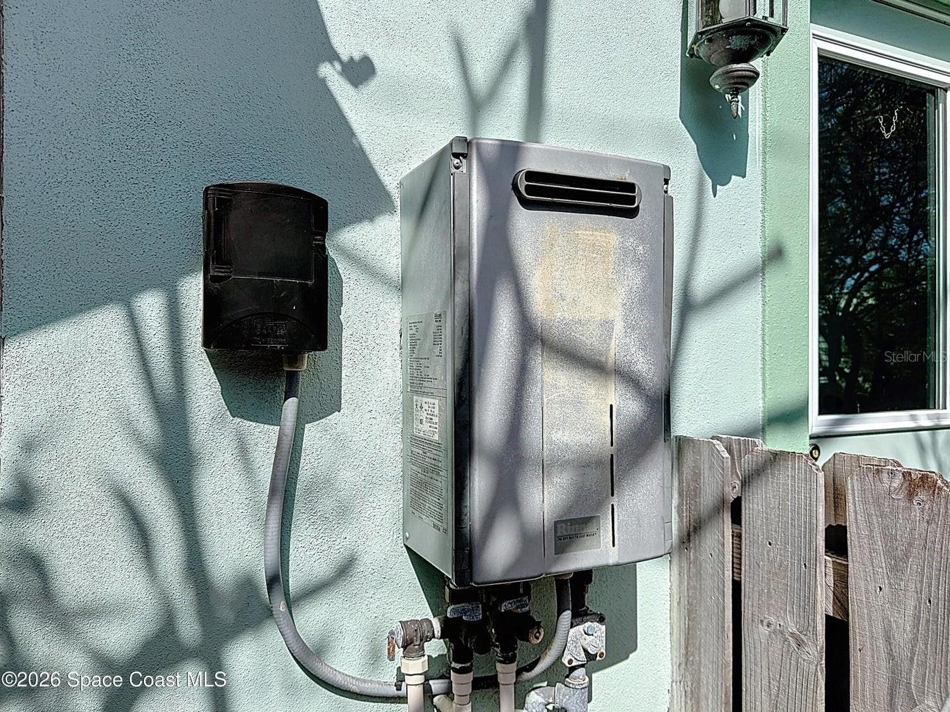 CARIBBEAN ISLES UNIT 01 - Residential