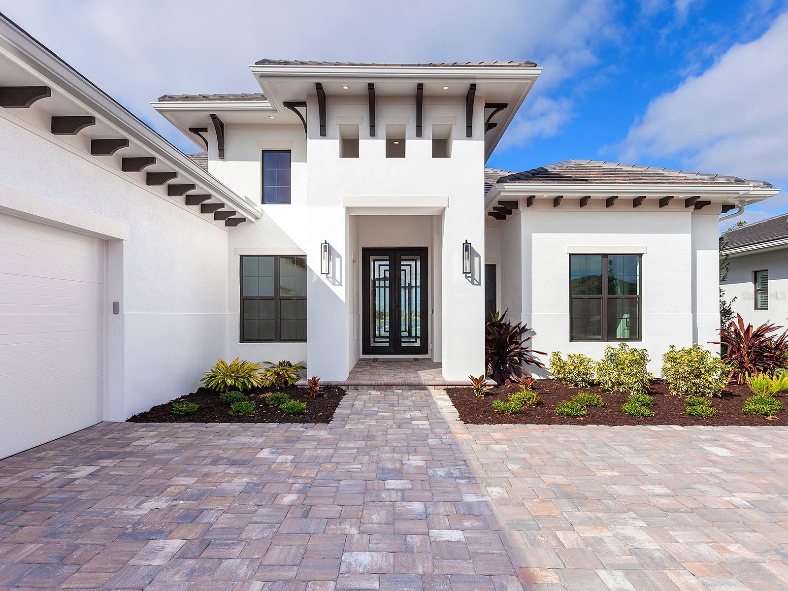 8367 SEA GLASS COURT