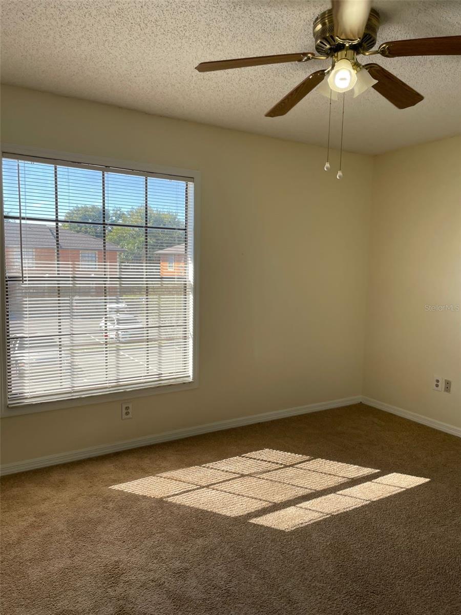 HIDDEN OAKS CONDO PH 12 - Residential