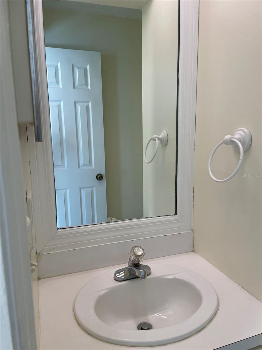 HIDDEN OAKS CONDO PH 12 - Residential