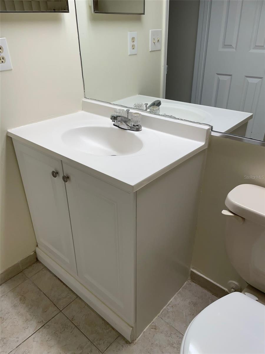 HIDDEN OAKS CONDO PH 12 - Residential