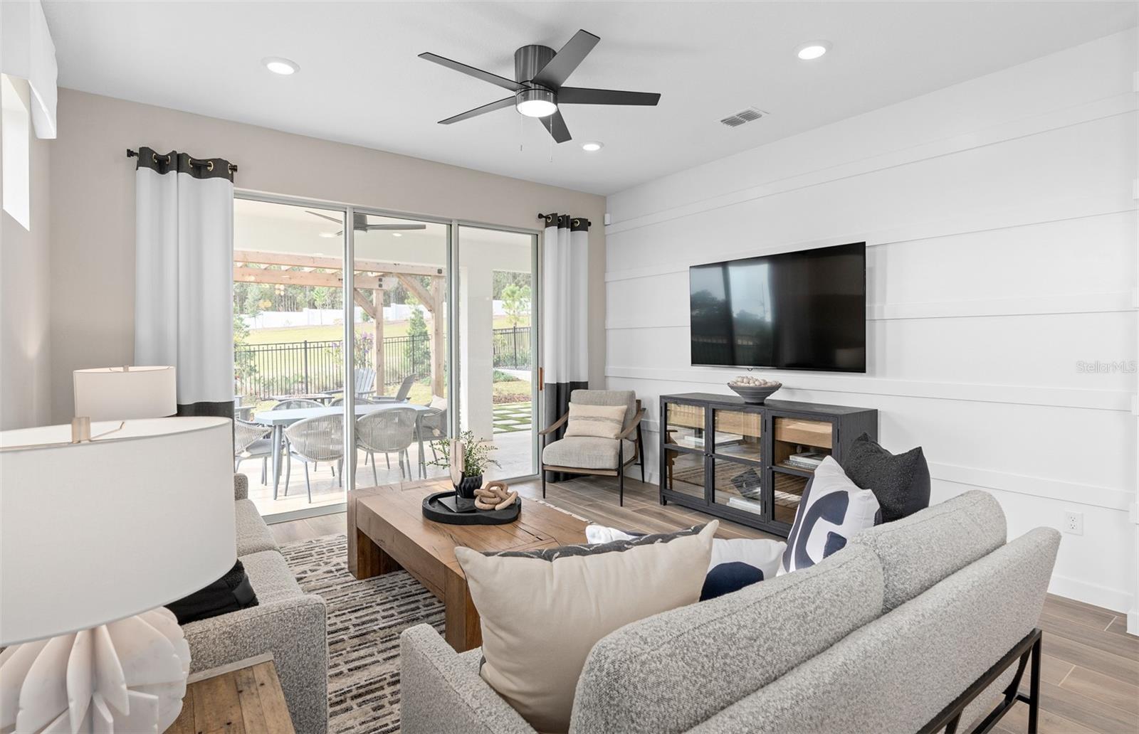 DEL WEBB SUNBRIDGE - Residential