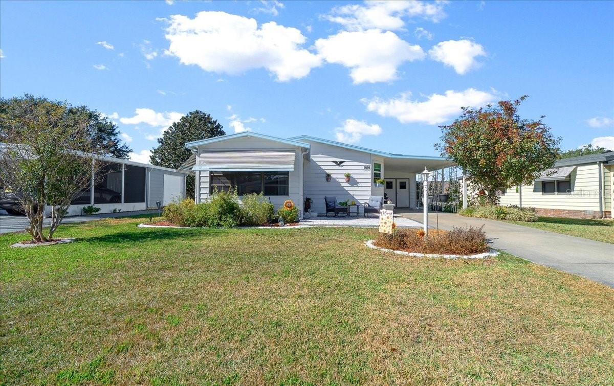 LADY LAKE ORANGE BLOSSOM GARDENS UNIT 09 - Residential