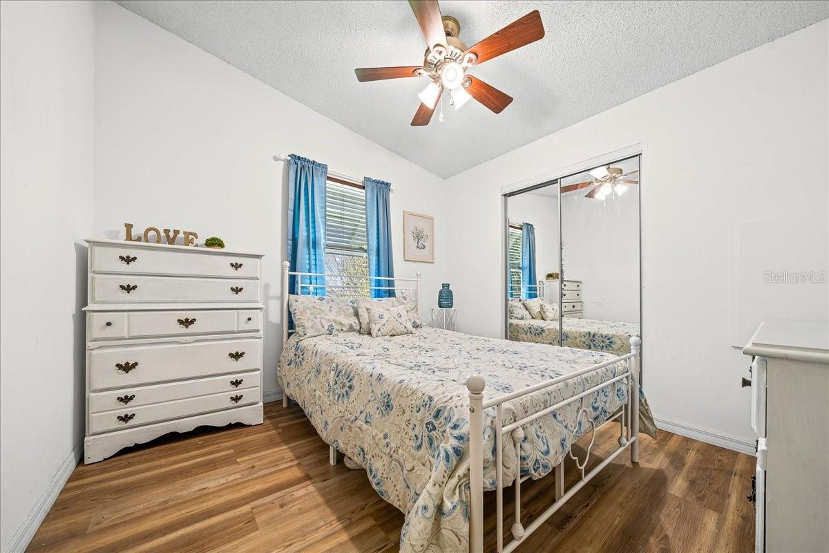 LADY LAKE ORANGE BLOSSOM GARDENS UNIT 09 - Residential