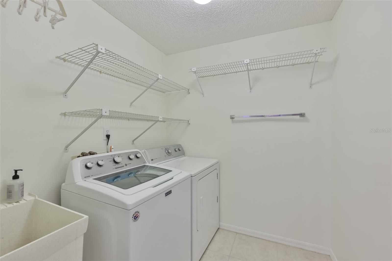 SUN CITY CENTER UNIT 32B - Residential