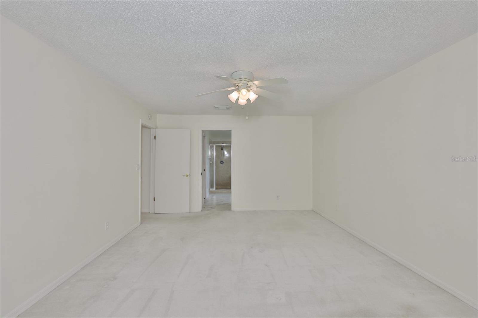 SUN CITY CENTER UNIT 32B - Residential
