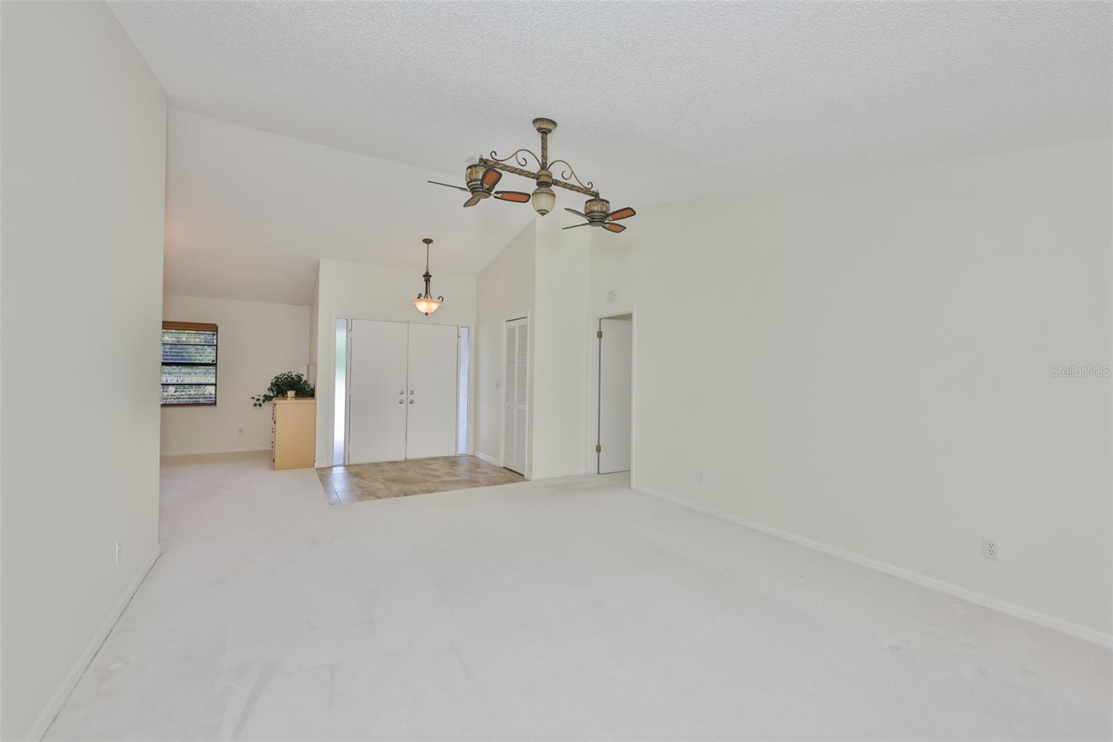 SUN CITY CENTER UNIT 32B - Residential