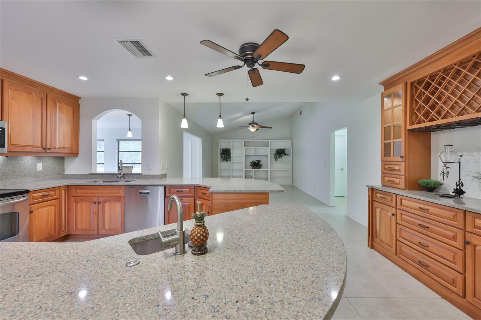 SUN CITY CENTER UNIT 32B - Residential