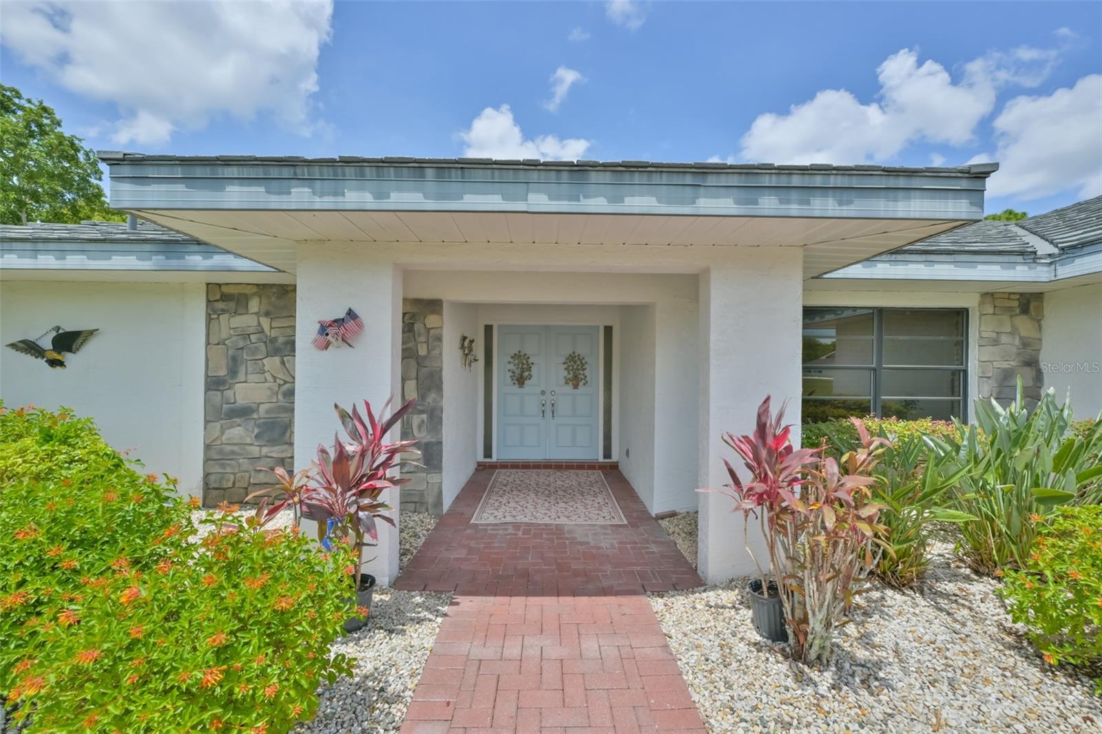 SUN CITY CENTER UNIT 32B - Residential