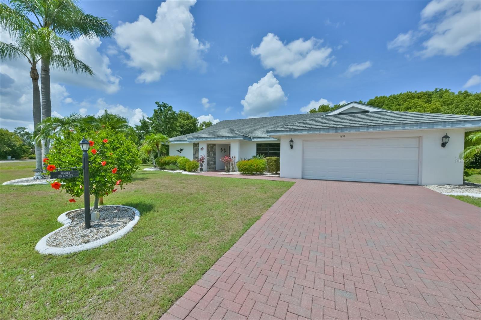SUN CITY CENTER UNIT 32B - Residential