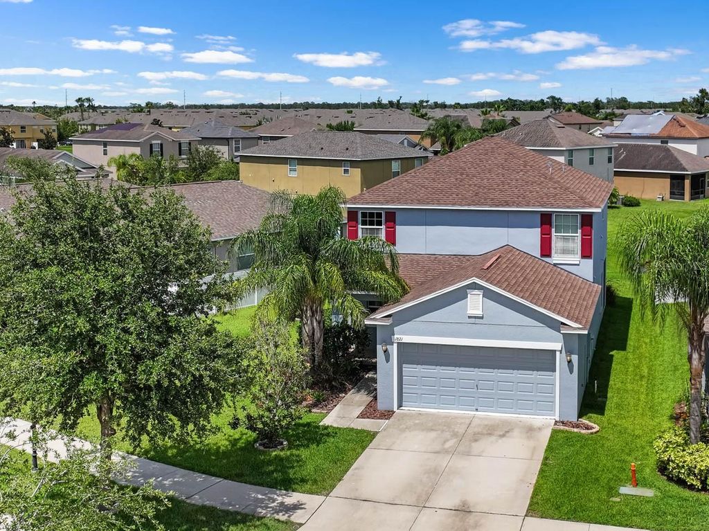 Photo of 1821 Hawks View Drive, Ruskin, FL 33570 (MLS # TB8398035)