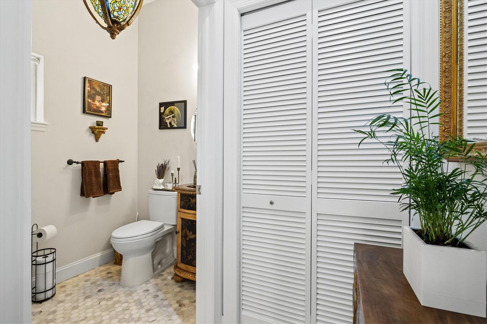 BURNS REALTY - Residential