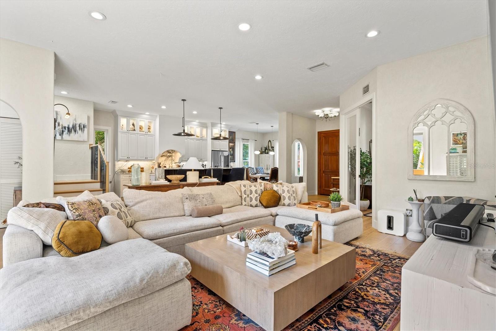 BURNS REALTY - Residential