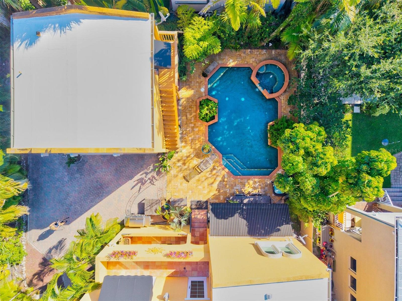 BURNS REALTY - Residential