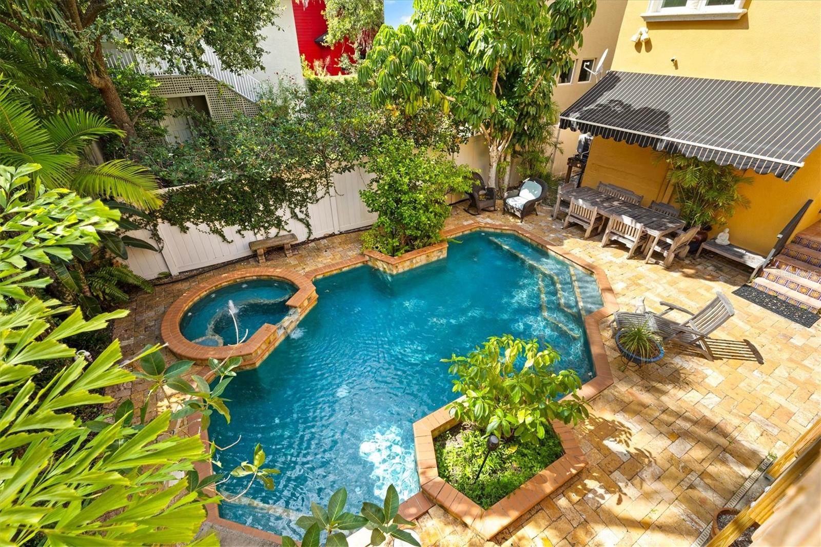 BURNS REALTY - Residential