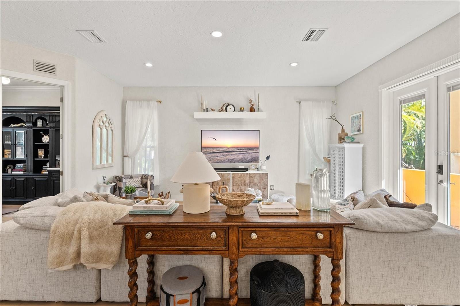 BURNS REALTY - Residential