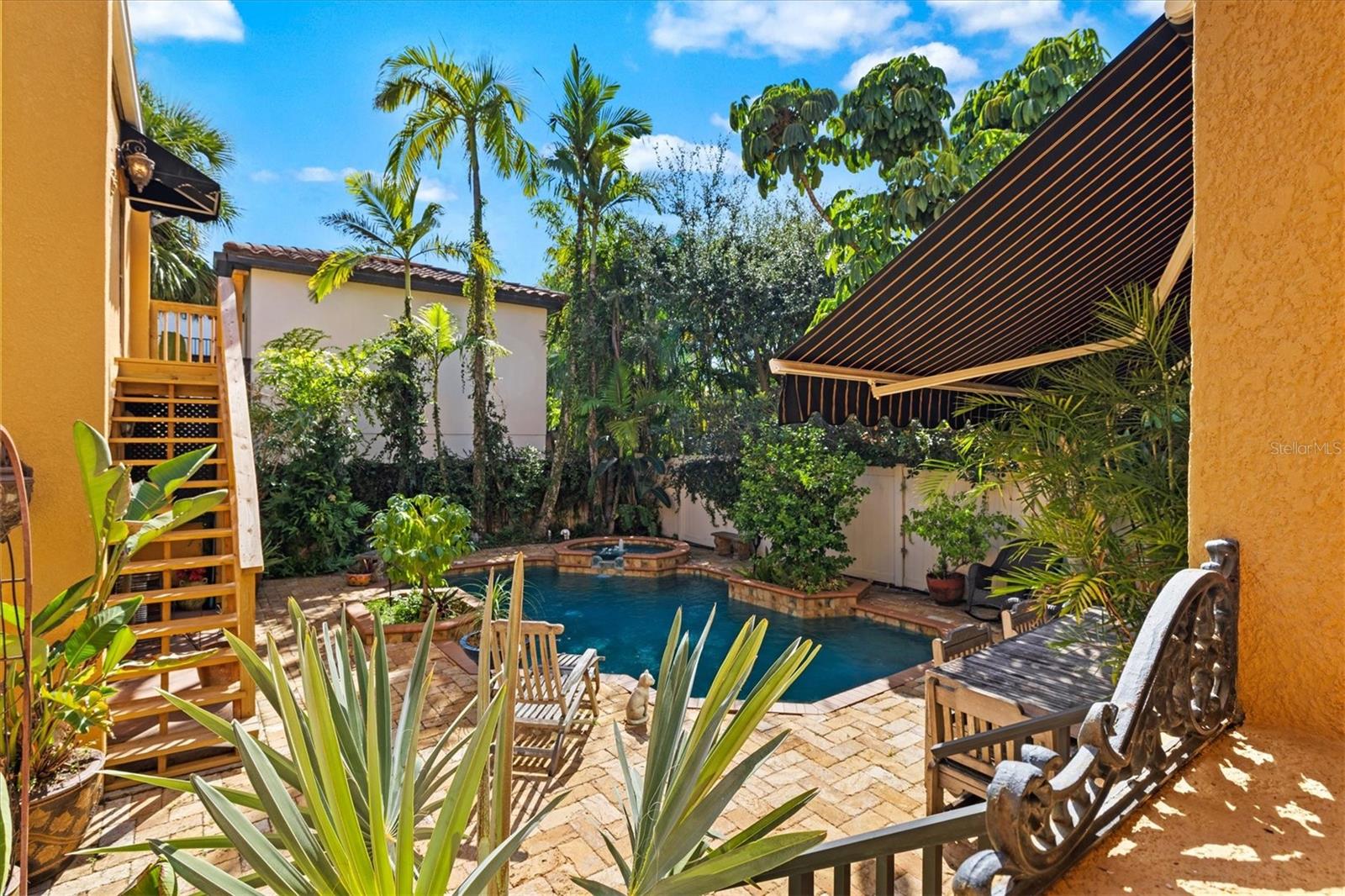 BURNS REALTY - Residential