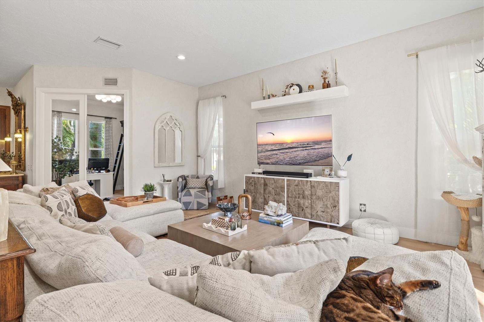 BURNS REALTY - Residential