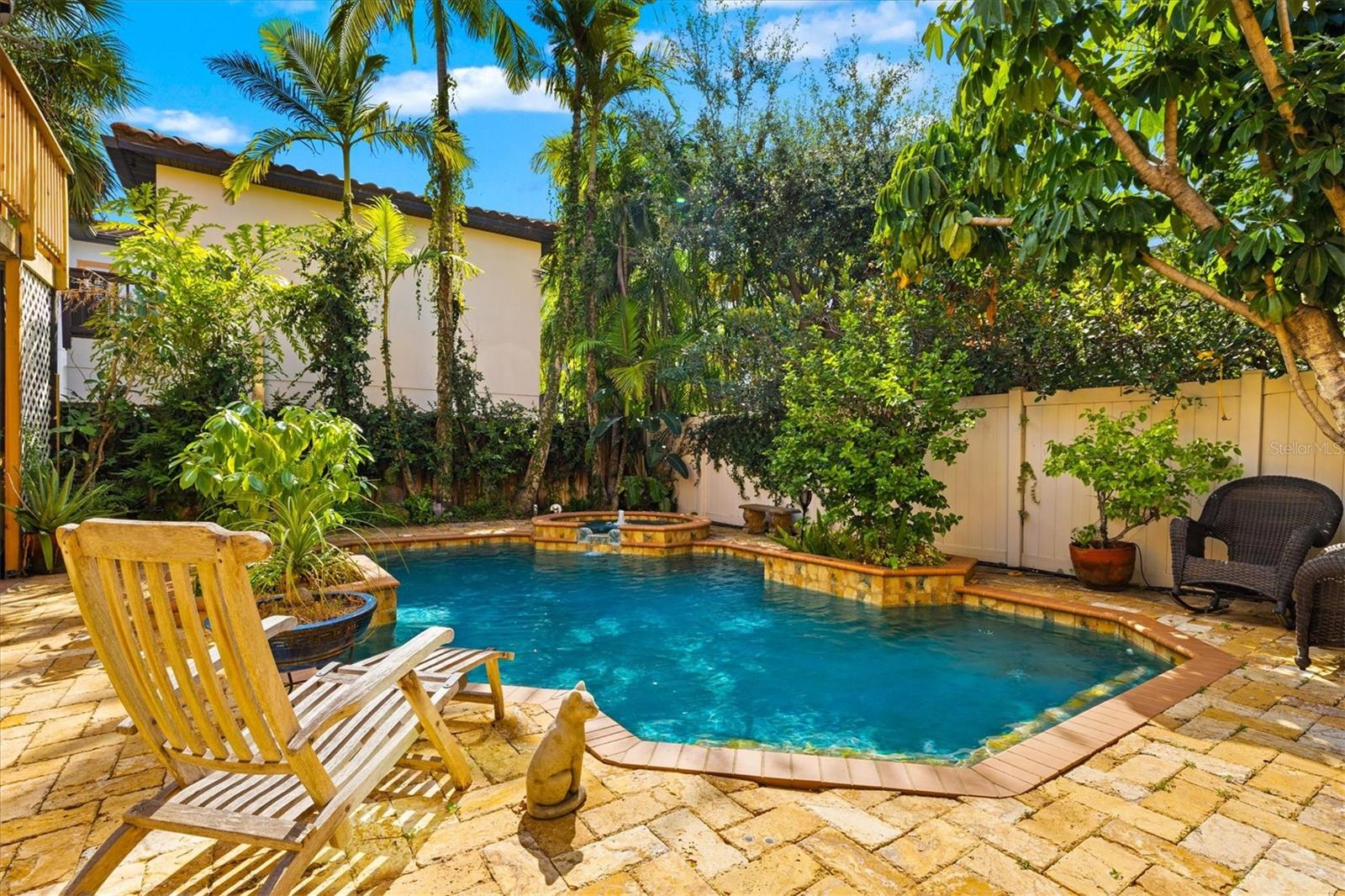 BURNS REALTY - Residential