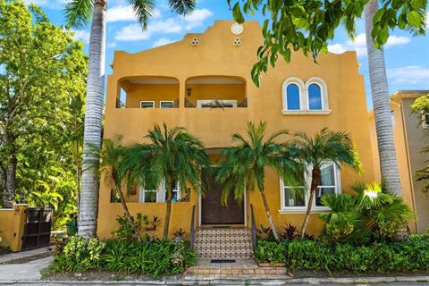 Photo of 1724 Cherry Lane, Sarasota, FL 34236 (MLS # A4668989)