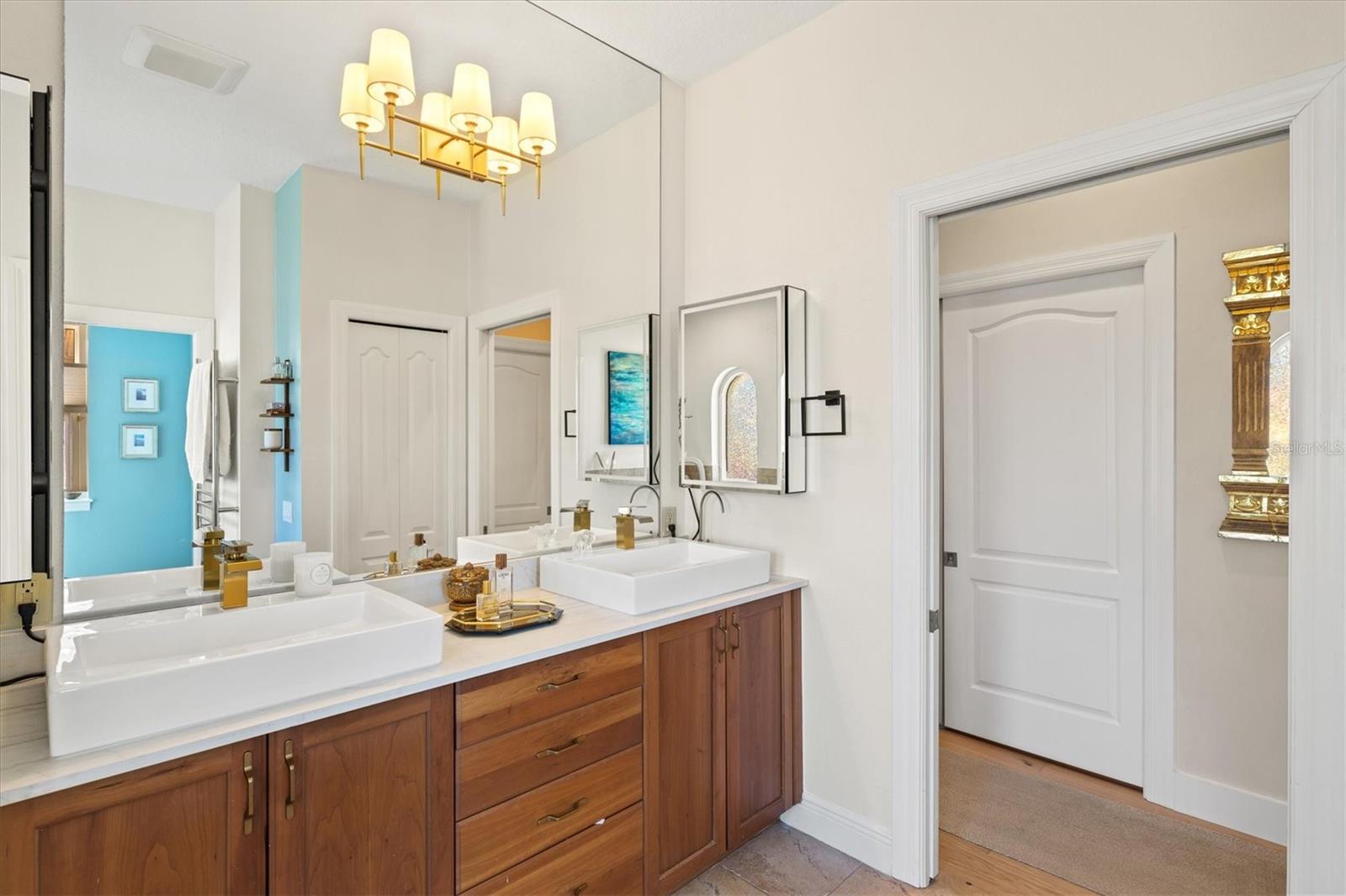BURNS REALTY - Residential