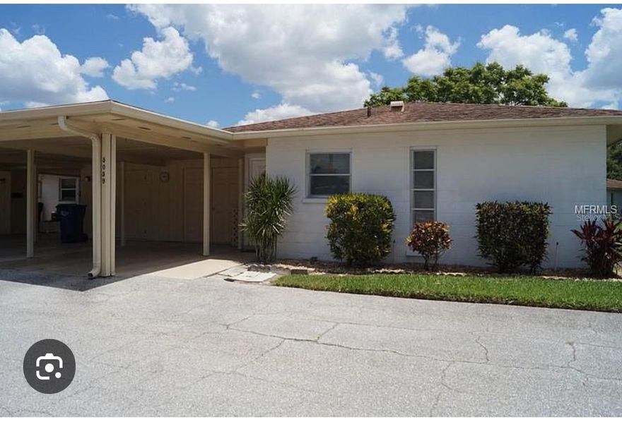 MOVE-IN SPECIAL: FIRST MONTH 50% OFF!
ALL UTILITIES INCLUDED – Fully Furnished 2BR/2BA Villa Condo
Don’t miss out on this beautifully furnished 2-bedroom, 2-bath villa-style condo, located on a quiet, landscaped corner in a peaceful, well-maintained community. Ideal for professionals, traveling nurses, or anyone looking for a move-in-ready rental with all the extras!
Property Highlights:
Move-In Special – First month at 50% OFF
Rent Includes: Electric, water, cable, high-speed internet/Wi-Fi
Fully Furnished – Just bring your suitcase
In-Unit Washer/Dryer (plus optional community laundry)
Private Carport + Spacious Lanai
Access to Clubhouse, Pool, and More!
Prime Location:
<5 miles to two major hospitals
5 miles to SRQ/Bradenton Airport
15 miles to Gulf Coast beaches
Application Requirements:
All adult residents must pass a background check
Minimum credit score: 689 (as required by HOA)
Available Now – Message today for more details or to schedule a showing!