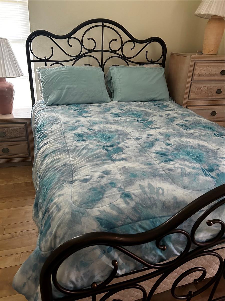 OAKWOOD VILLAS SEC B - Residential Lease