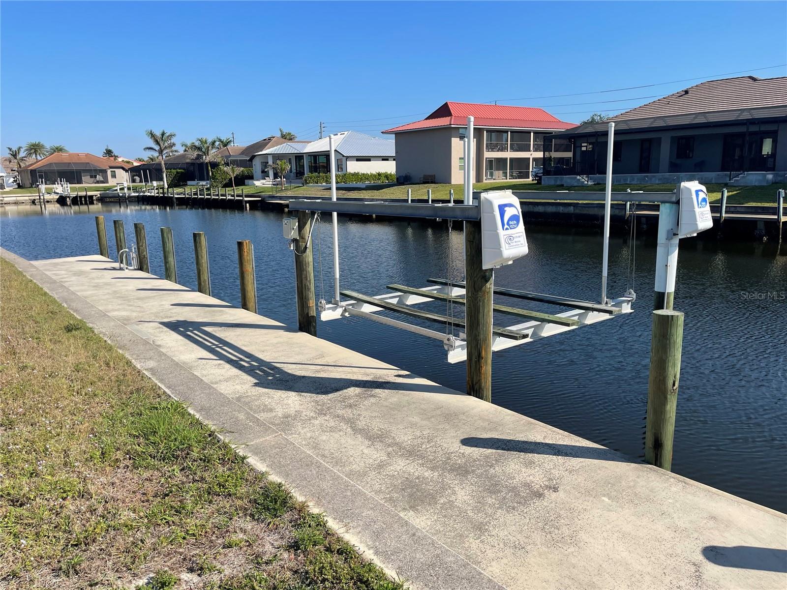 PUNTA GORDA ISLES SEC 07 - Land