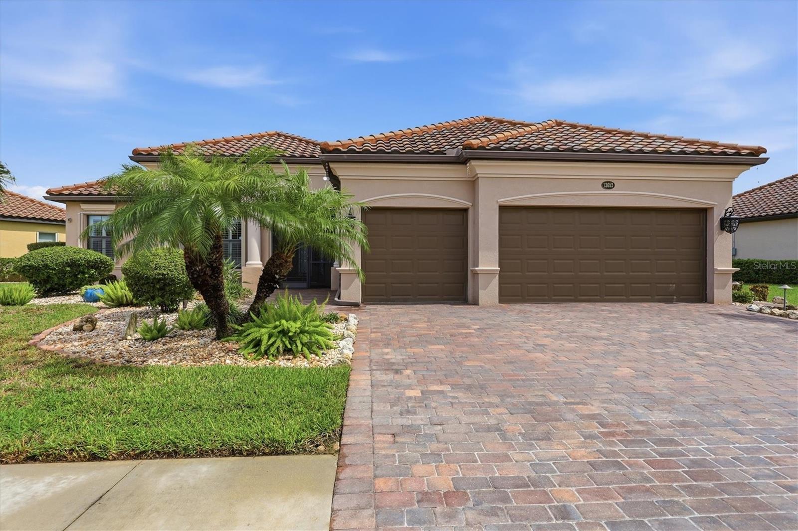 13652 CLASSICO COURT