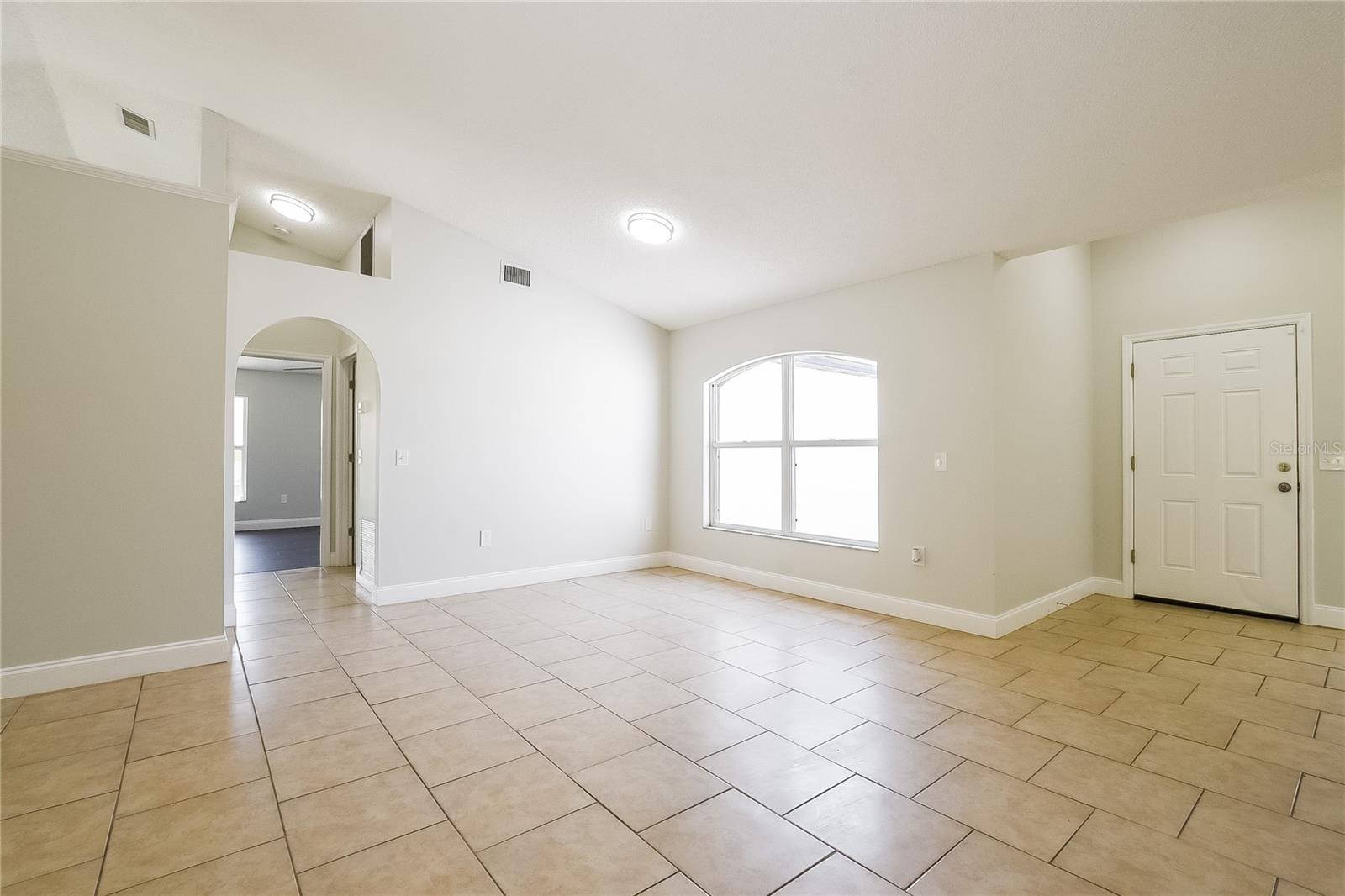602 ARMADILLO DRIVE