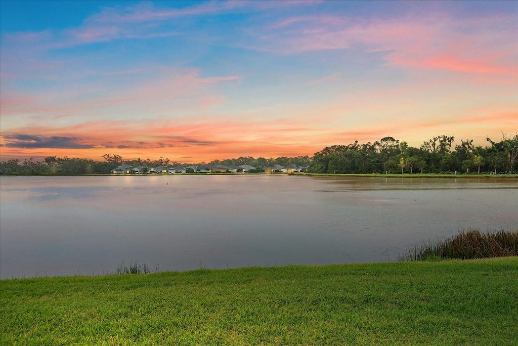 Photo of 7743 Ridgelake Circle, Bradenton, FL 34203 (MLS # A4648018)