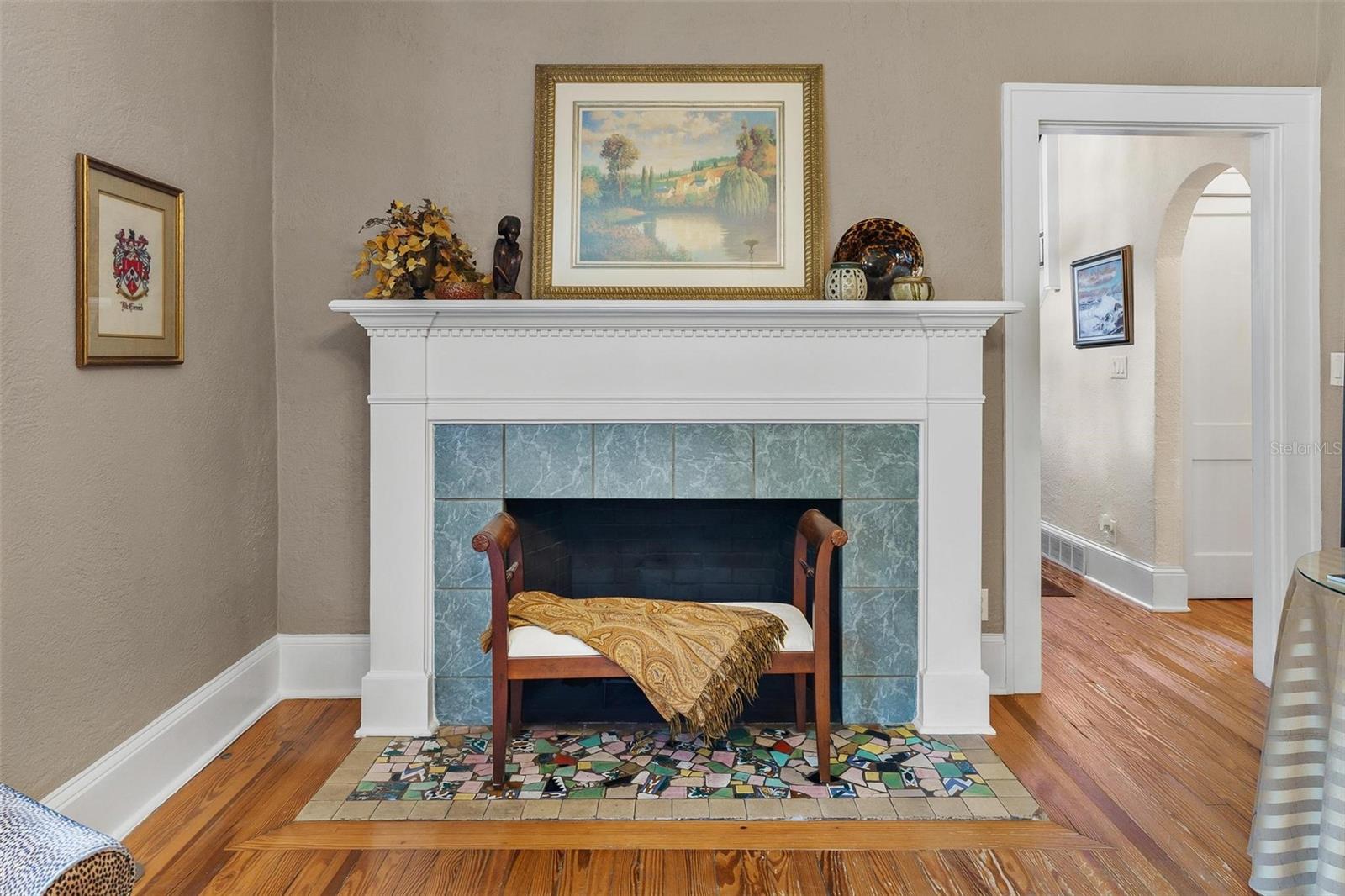SILVER LAKE ESTATES - Residential