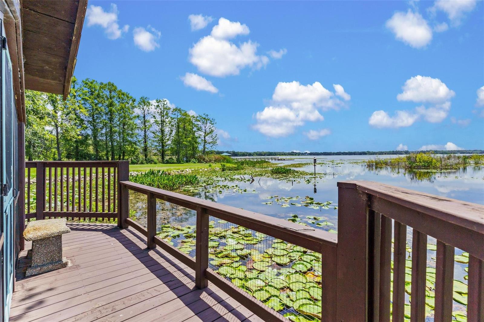 SILVER LAKE ESTATES - Residential