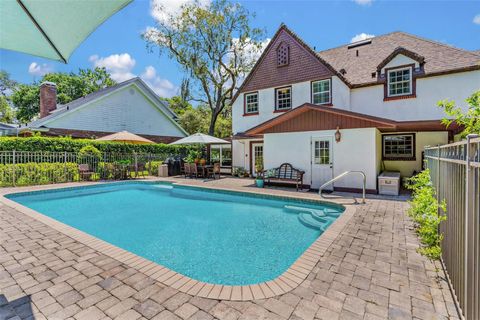 Tiny photo for 9233 Silver Lake Drive, Leesburg, FL 34788 (MLS # G5098341)