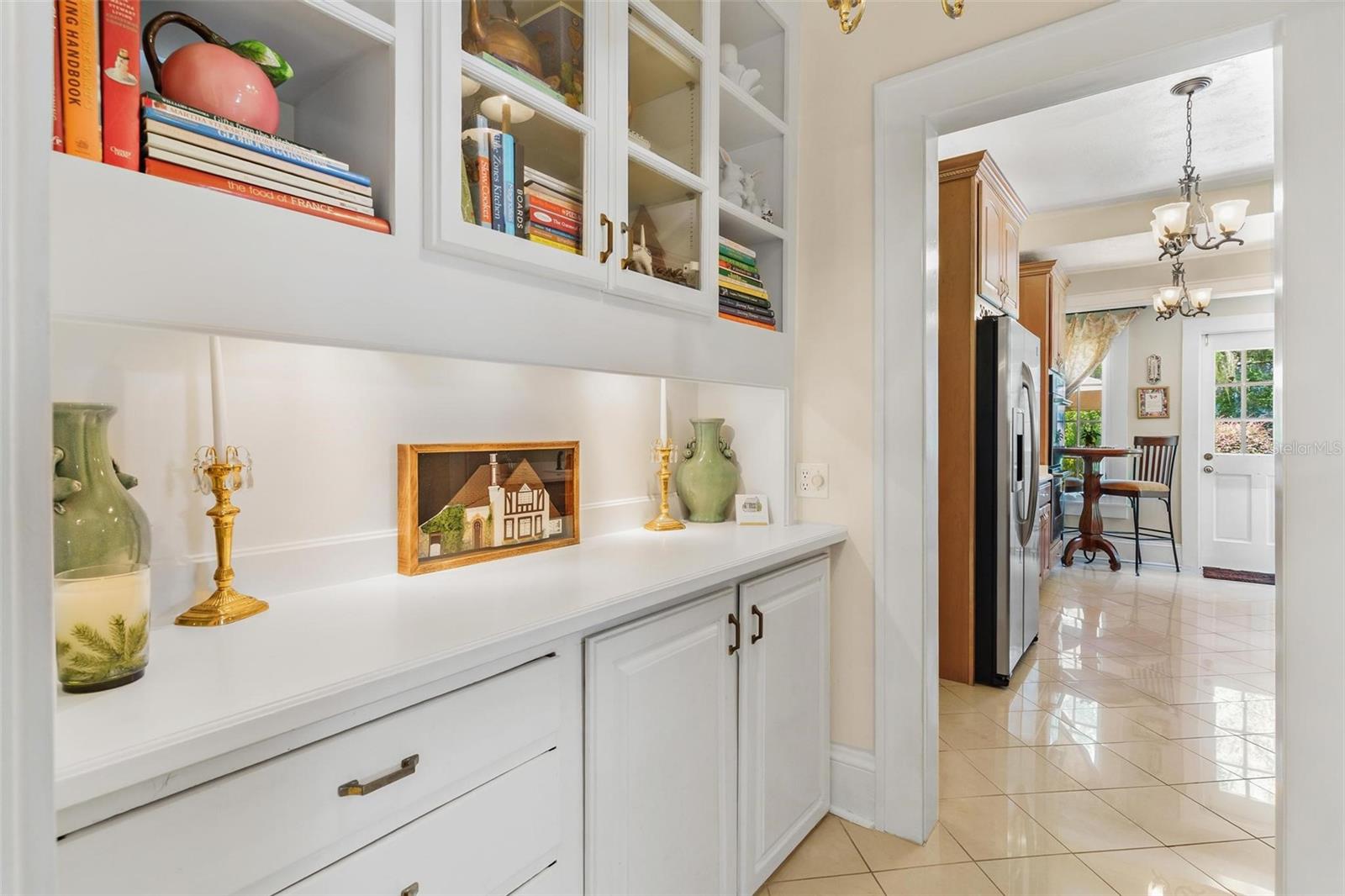 SILVER LAKE ESTATES - Residential
