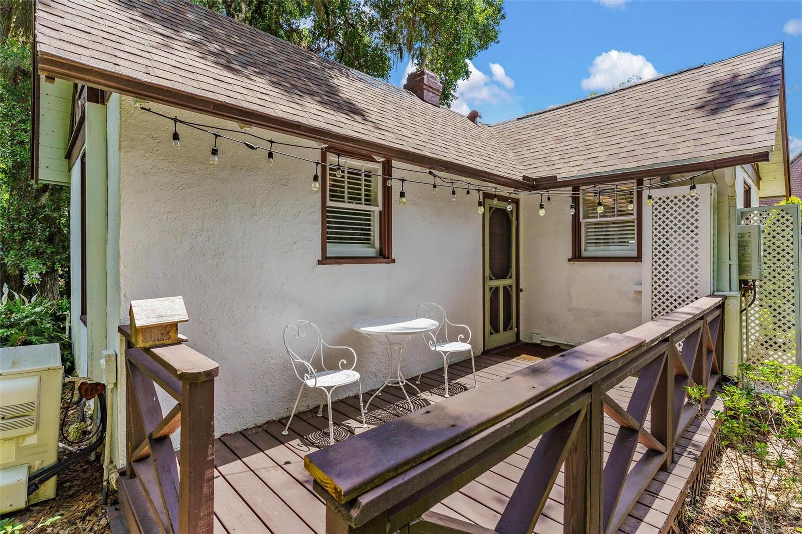 SILVER LAKE ESTATES - Residential