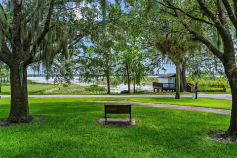 Tiny photo for 9233 Silver Lake Drive, Leesburg, FL 34788 (MLS # G5098341)