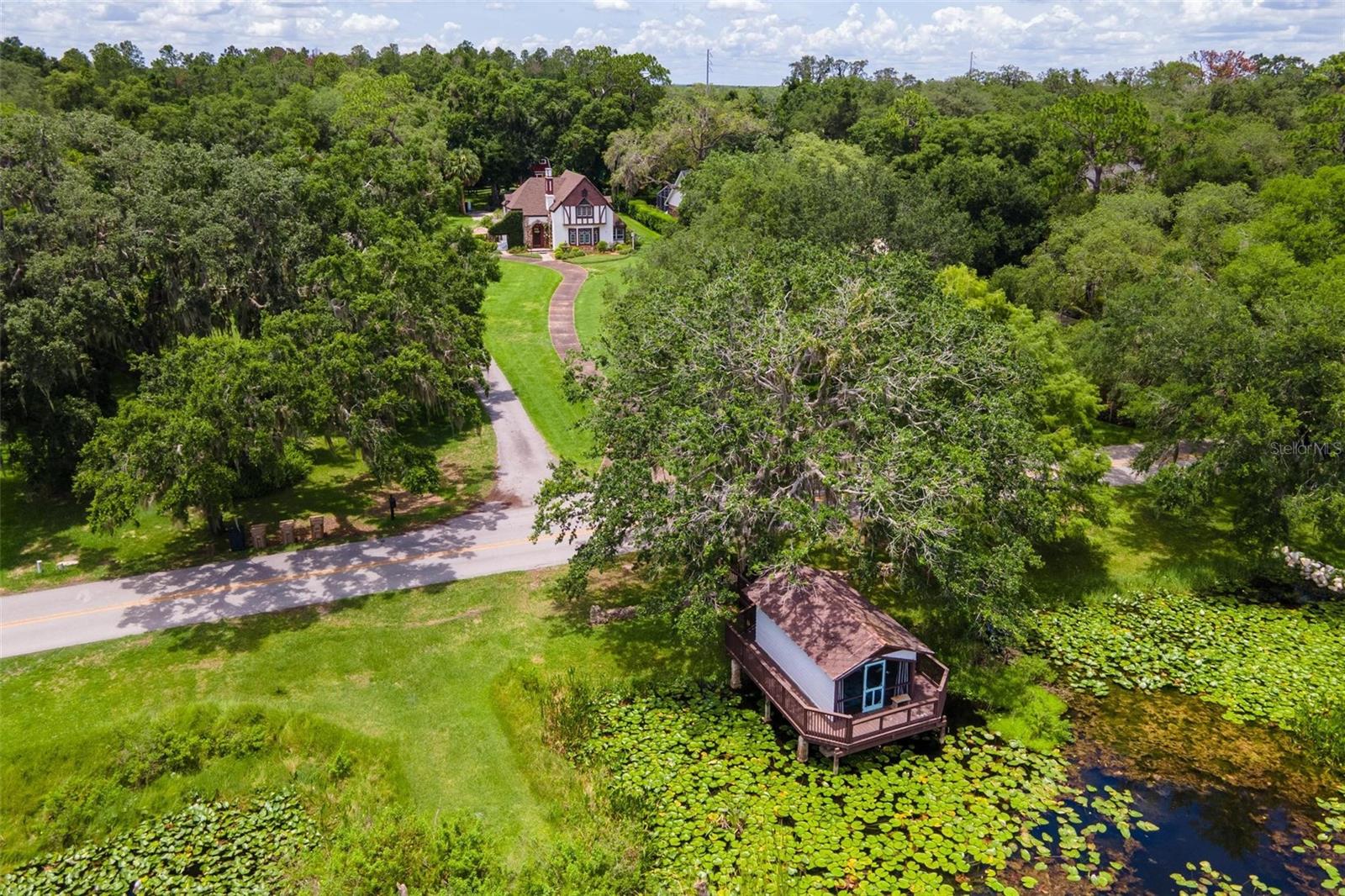 SILVER LAKE ESTATES - Residential